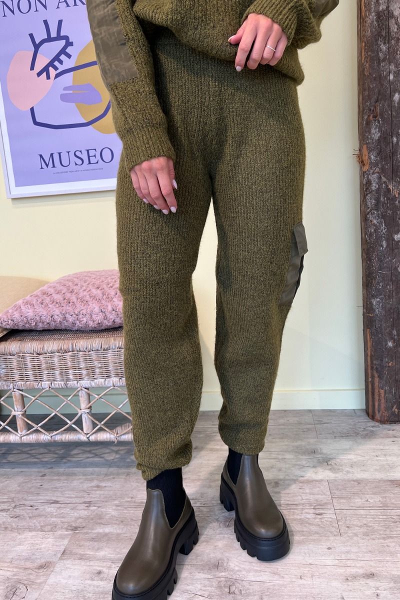 Pieces - Bukser - PC Naura HW Knit Pants - Fir Green