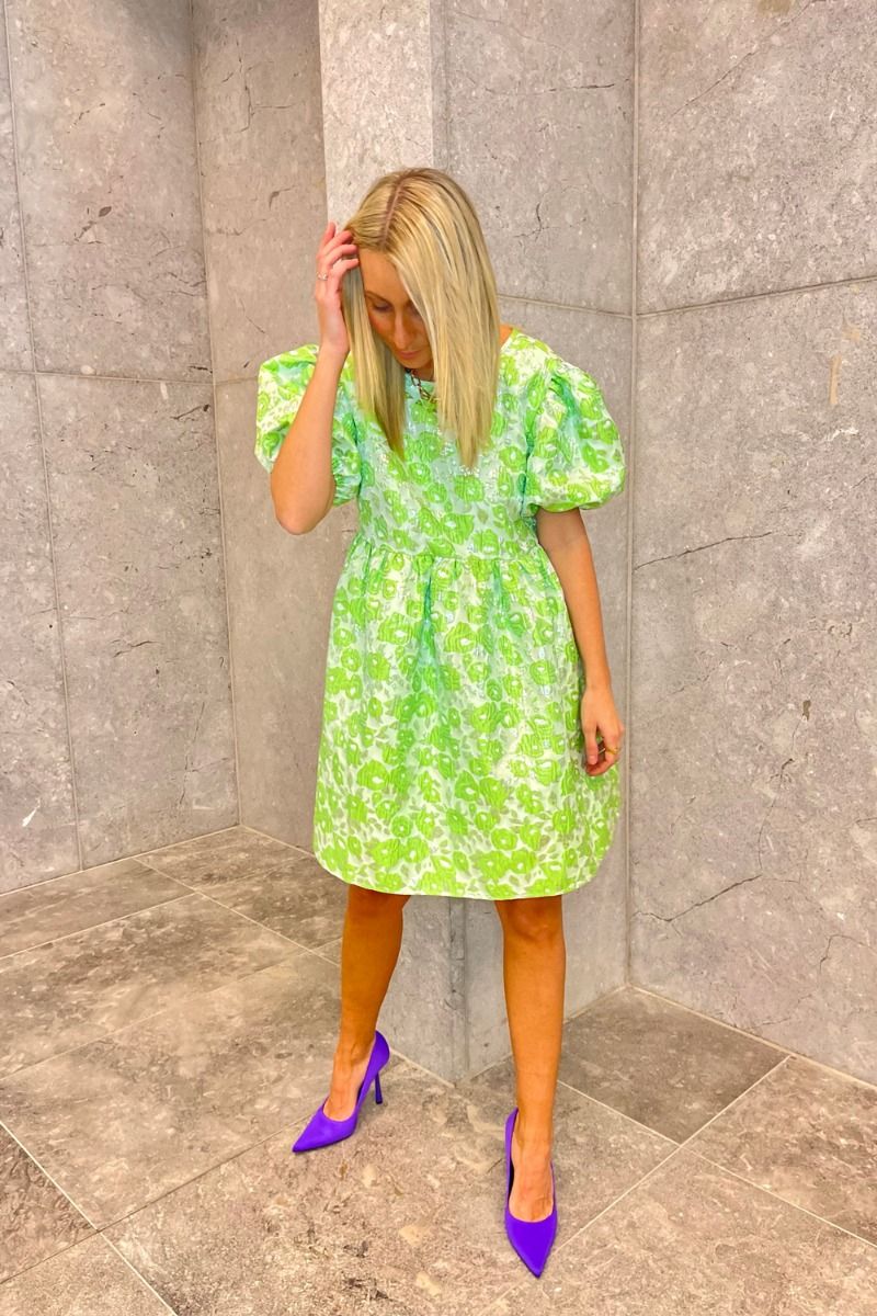 Pieces - Kjole - PC Darla SS Dress - Poison Green Flowers