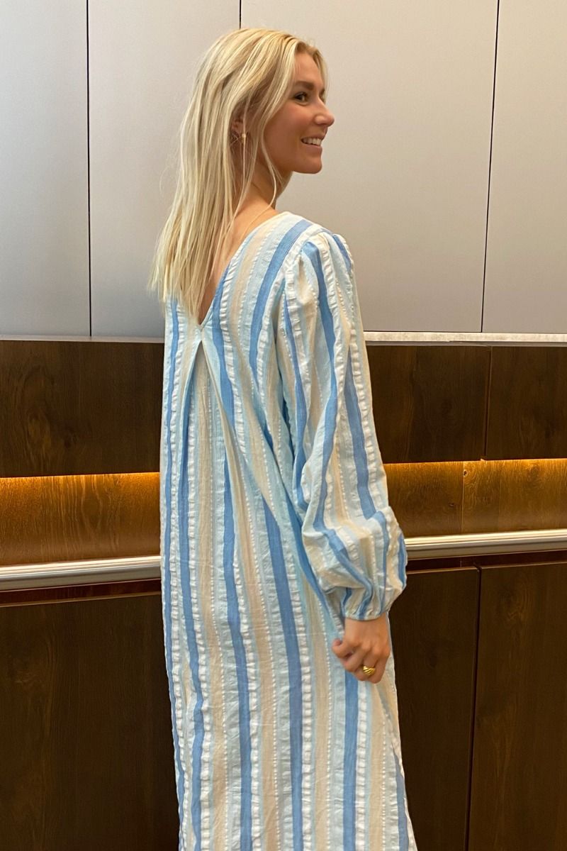 Pieces - Kjole - Fursa Midi Dress - Blue Topaz