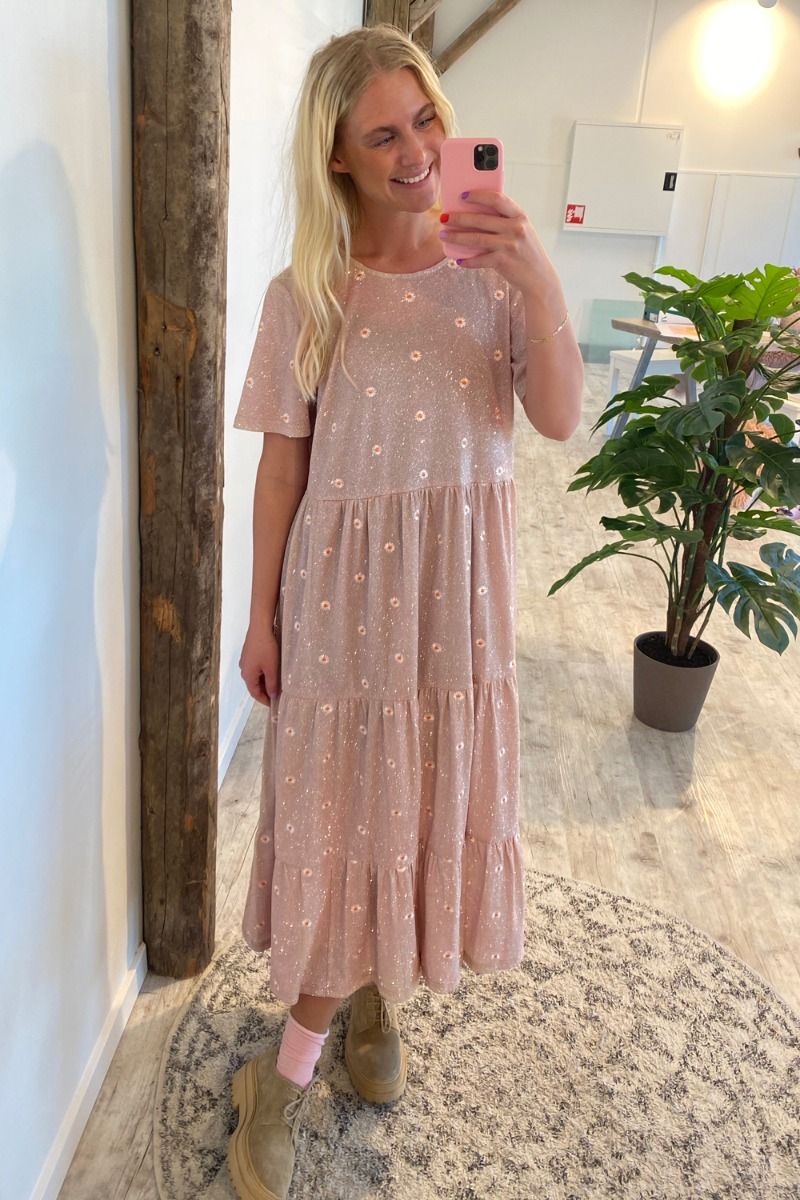 Pieces - Kjole - Mary SS Midi Dress - Misty Rose