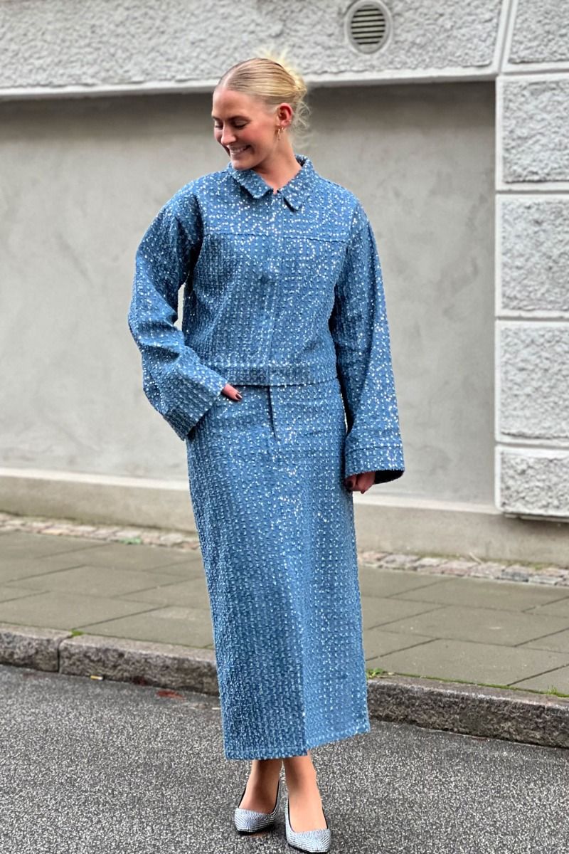 Pieces - Nederdel - PC Naomi HW Midi Denim Skirt - Medium Blue Denim