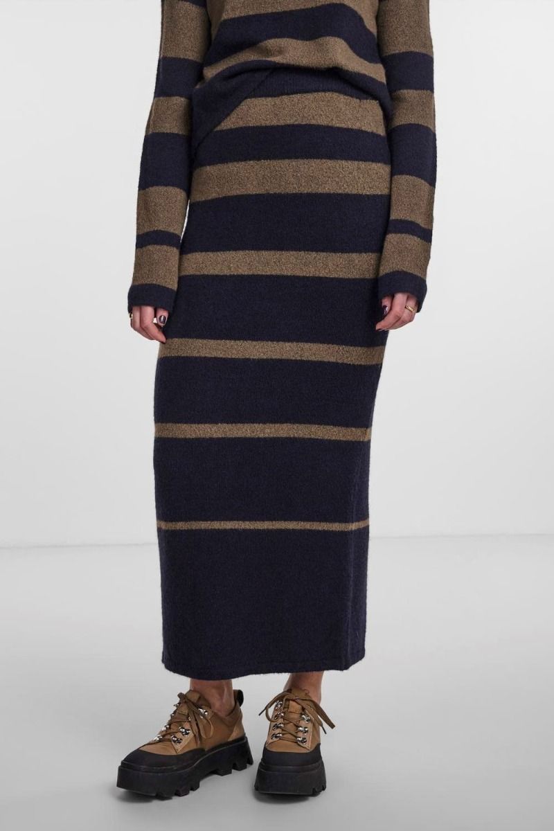 Pieces - Nederdel - PC Sesilje Hw Long Knit Skirt - Sky Captain