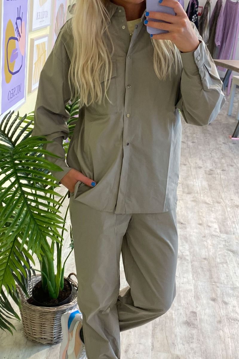 Pieces - Skjorte - PC Apylla LS Shirt - Silver Mink