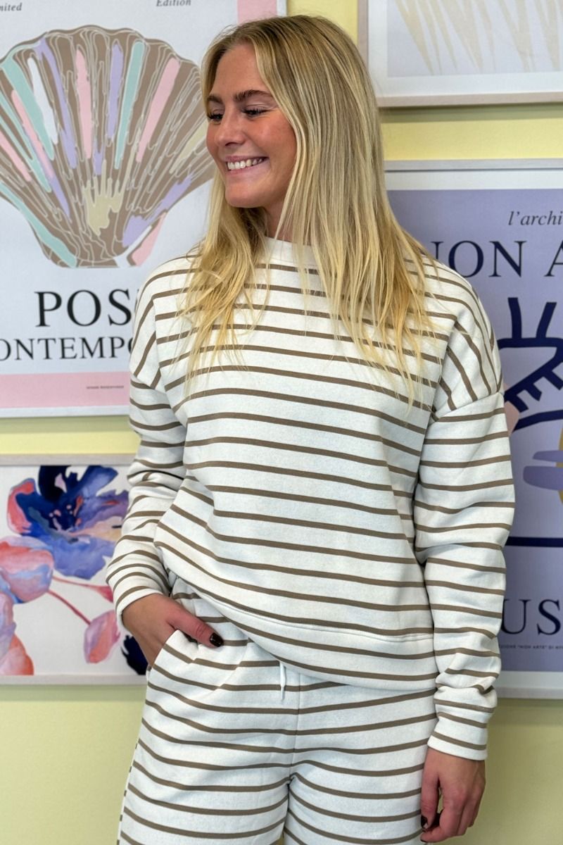 Pieces - Bluse - PC Chilli LS Sweat Stripes - Cloud Dancer/Silver Mink