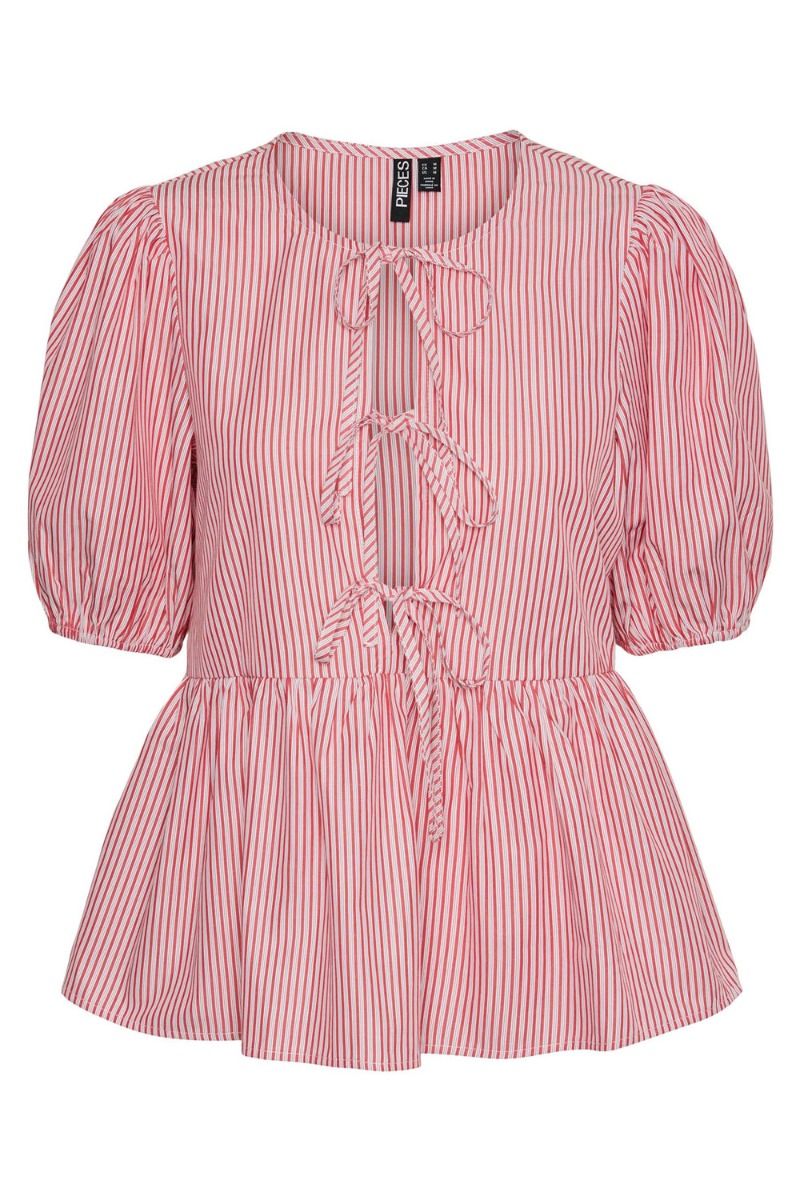 Pieces - Bluse - PC Holly 2/4 Tie - High Risk Red