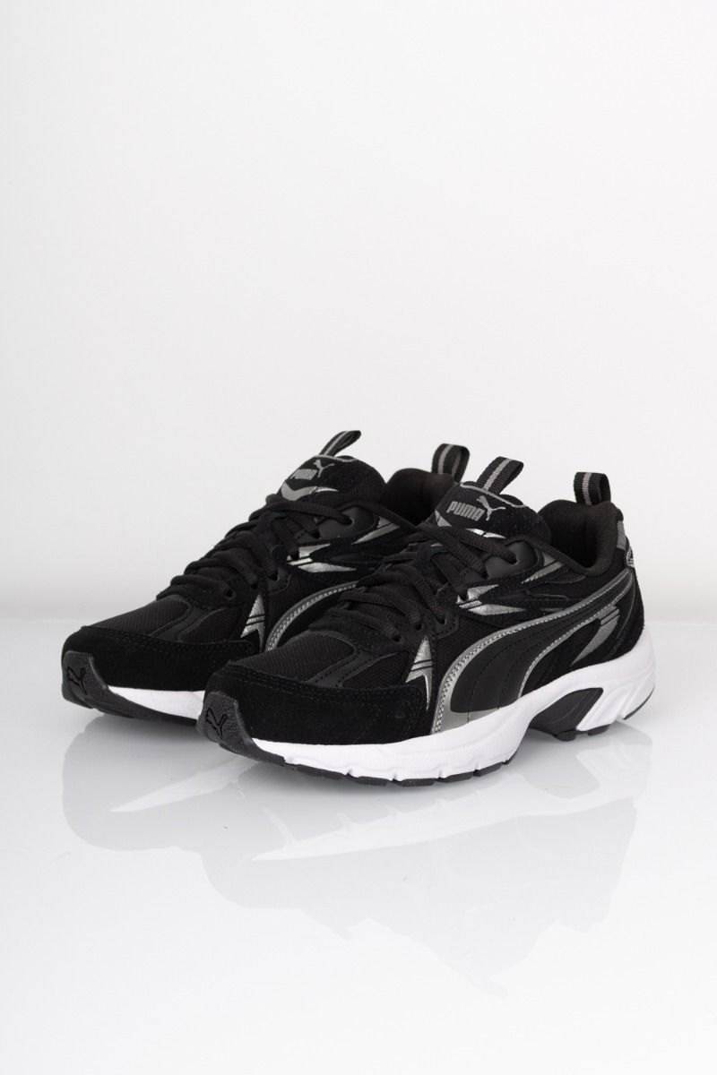 Puma - Sneakers - Milenio Tech Suede - Black-Silver-Cool Dark Grey