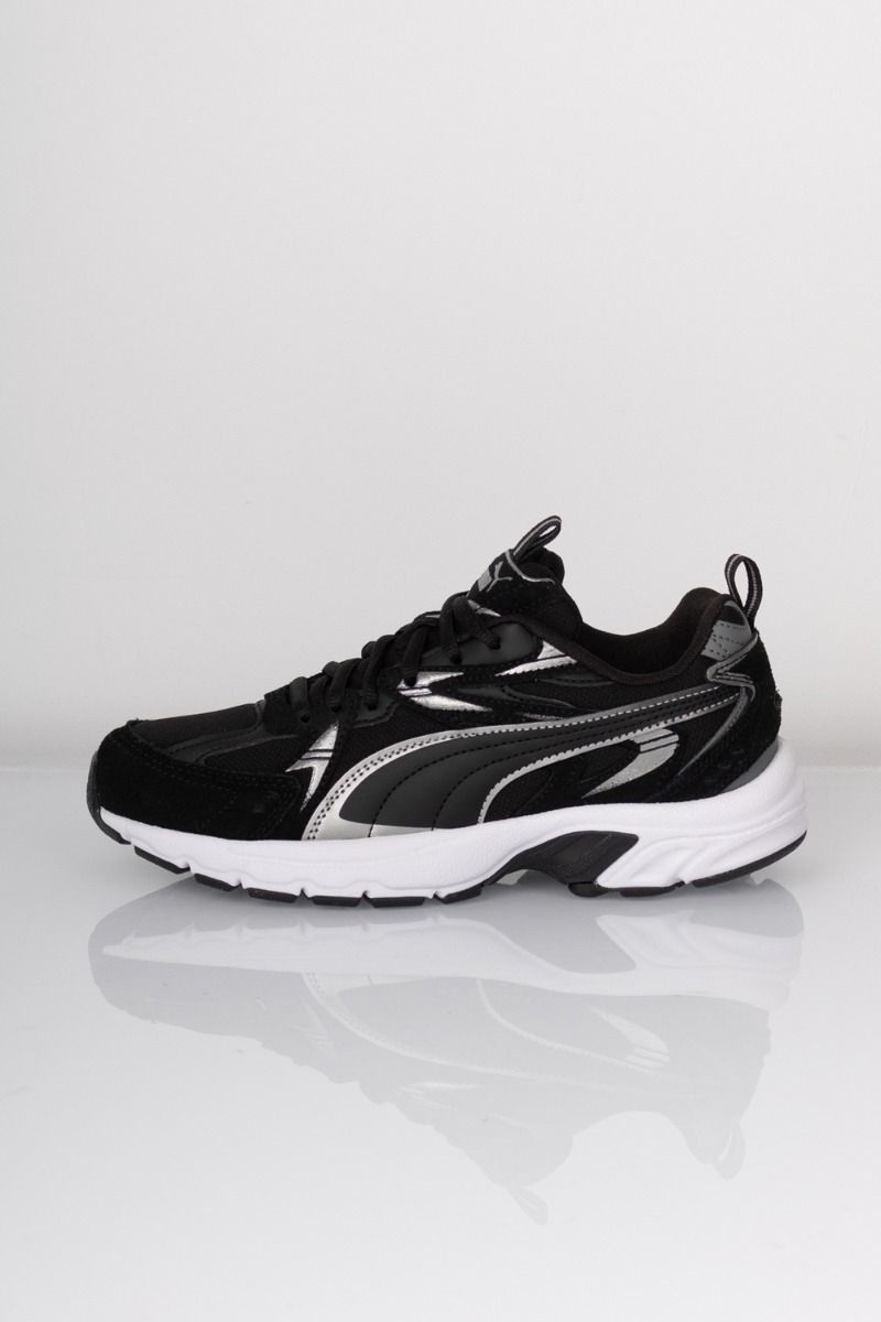 Puma - Sneakers - Milenio Tech Suede - Black-Silver-Cool Dark Grey