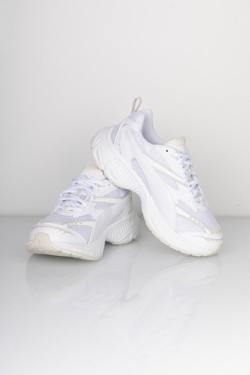 Puma - Sneakers - Puma Morphic Base - White