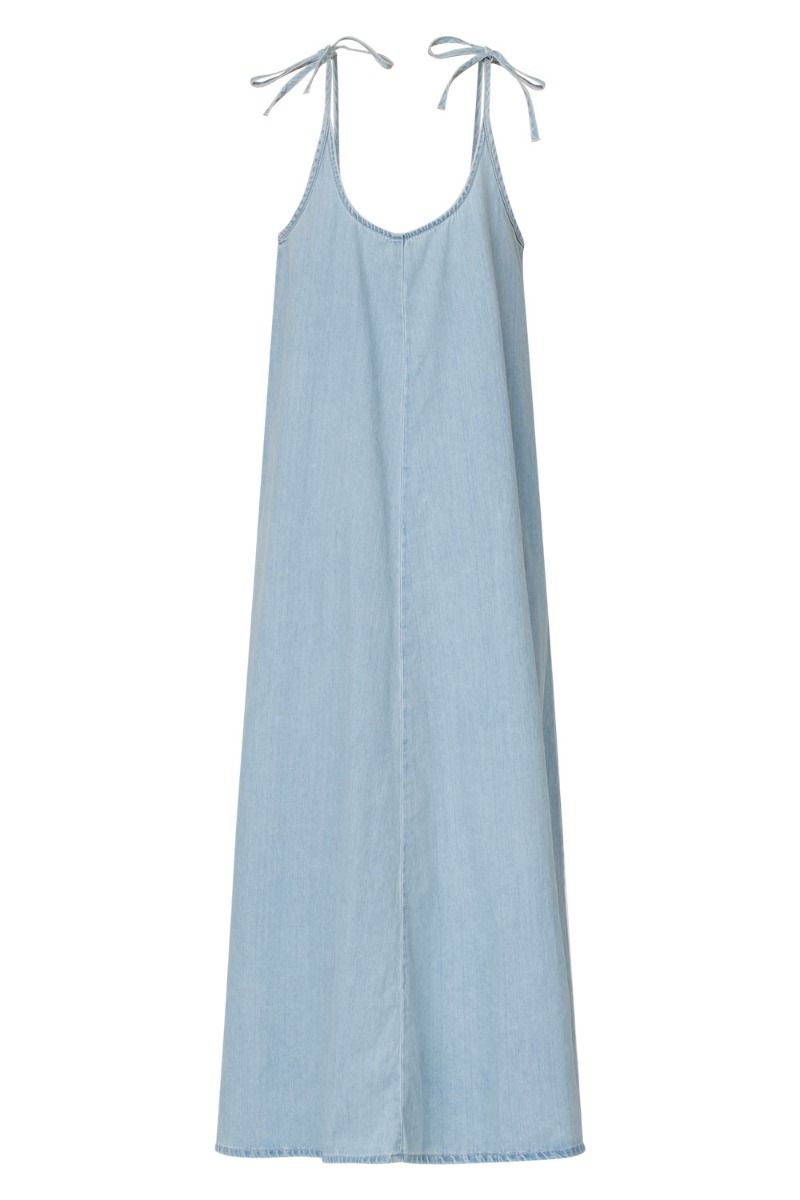 Sisters Point - Kjole - N.OSA-ST.DR - L. Blue Wash
