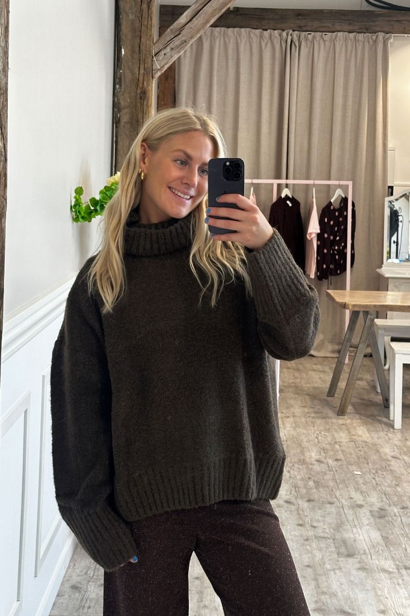 Sisters Point - Strik - Hemma-PU - Mocha Brown