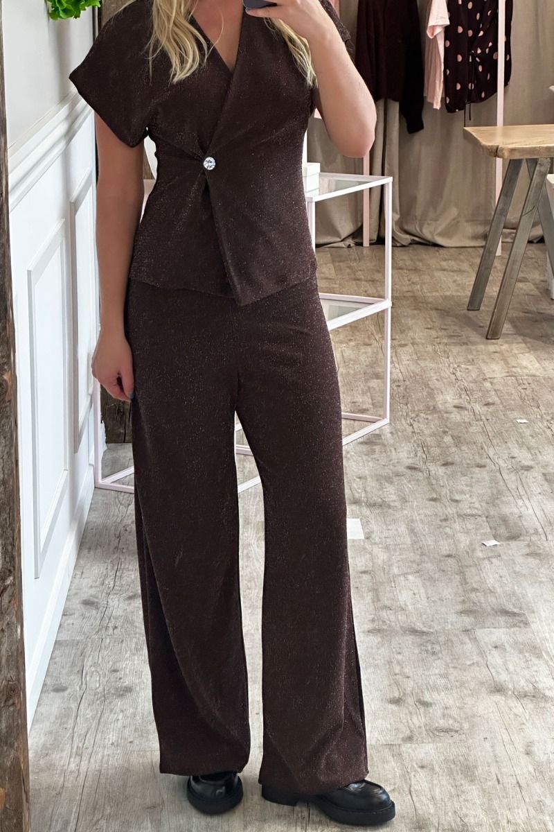 Sisters Point - Top - Gevela-VE3 - Chocolate/Silver