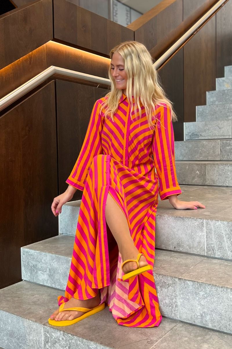 Y.A.S - Kjole - Savanna Long Shirt Dress - Orange Pepper