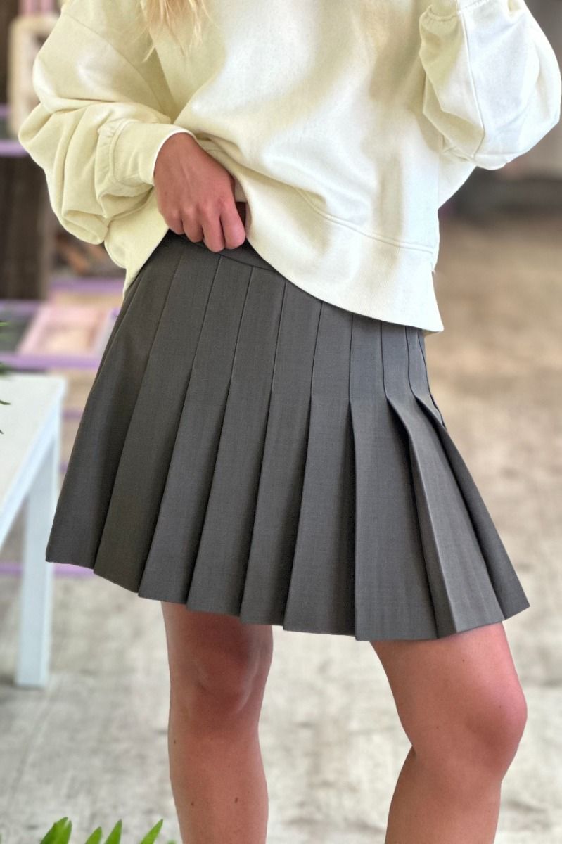 Y.A.S - Nederdel - Juliet Hw Pleated Short Skirt - Chicory Coffee