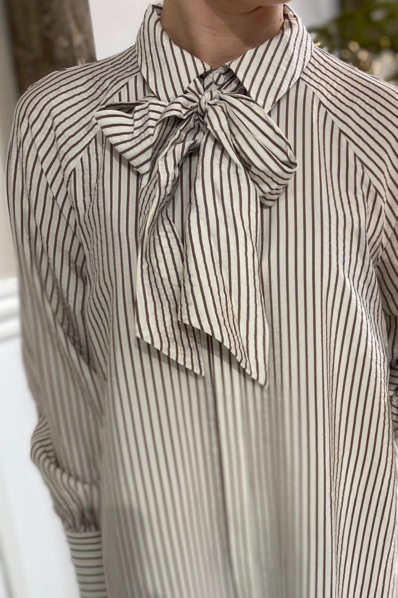 Y.A.S - Kjole - Pil LS Bow Shirt Dress - Star White