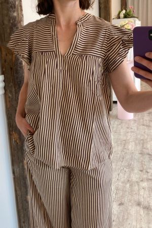 Continue Top Christel Small Stripe Brown Small Stripe
