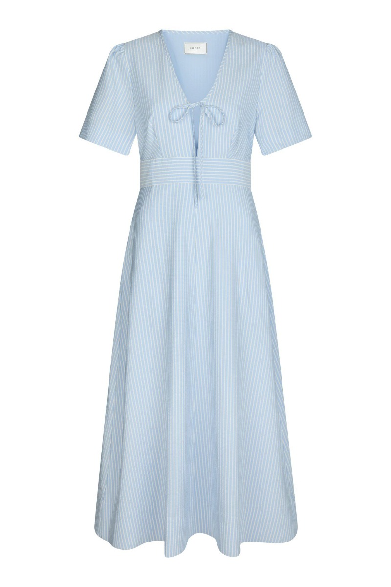 Neo Noir Kjole Ilsie Stripe Dress Light Blue Levering Midt Maj